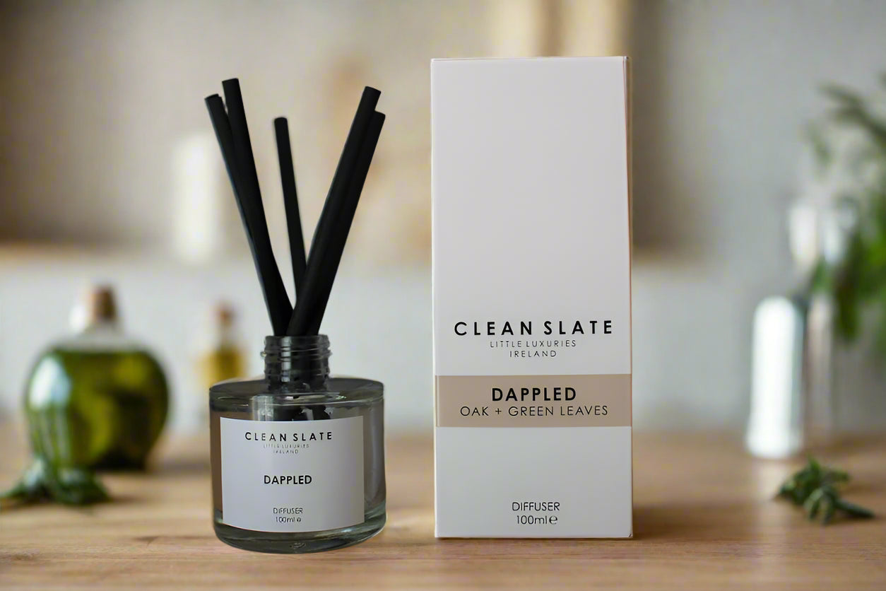 Dappled Oak + Green Leaves Diffuser with box.