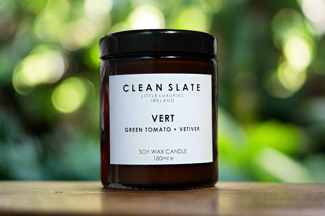 Vert Green Tomato + Vetiver Amber Candle.